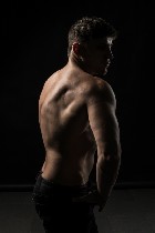 Парень, ищу девушку объявление но. 4122910: Помогу расслабится девушке делая качественно нежный массаж