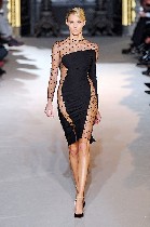 Все желающие ,кто хочет научится шить и кроить одежду ,приглашаем на индивидуальное обучение !!!Занятия для новичков и профессионалов .Программа и график индивидуальны. На уроках вы освоите технику кр ...