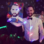 Разное объявление но. 1029342: Великолепное развлечение – флип-флоп портрет.