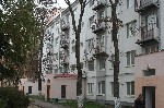 Керчь. Квартира площадью 82,7 кв.м со всеми удобствами, автономным отопление,с/р,косметический ремонт,в шаговой доступности до моря.Варианты: 1). Дом со всеми удобствами и Коммуникациями, 125кв.м, уча ...