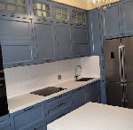 Вы хотите кухню в стиле модерн,неоклассика, а может классическую кухню с патинированными фасадами?
У нас есть решение.
Наши специалисты с многолетним опытом сделают для вас кухню вашей мечты.
Больш ...