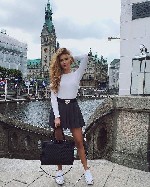 Работа для прекрасных девушек, которые любят и ценят себя!!!
Выгодные условия: высокая заработная плата.
Проживание, ежедневная оплата от 30000 руб. 
Требования для сотрудниц: возраст – с 18 до 30  ...