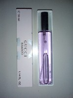 духи известных брендов.33мл.шпрей.цена 29 евро.торг уместен. ...