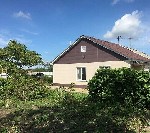 Продам Дом 56 кв. м. на зем.участке 20 соток в пгт.Новршахтинский, ул.Первомайская, 19. Современный ремонт, утеплен, коммуникации. Торг с реальным покупателем ...