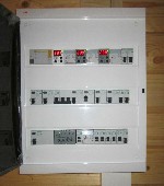 Выполняем электромонтаж квартир, домов, гаражей, установку счетчиков. Частичная замена электропроводки.
Гарантия. ...