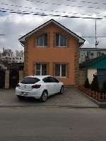 Сдам в аренду дачу, коттедж объявление но. 1087361: Сдам дом в центре города не далеко от песчаного пляжа.