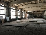 Сдам в аренду отапливаемый производственный цех площадью 900 м2, Размер: 60 м х 15 м Высота 8 м, В помещении склада имеется кран-балка грузоподъемностью 3 т., Высота до крюка: 4,5 м, Фундаменты железо ...