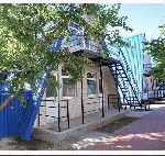 База отдыха «Алмаз моря» расположена в самом начале косы Пересыпь в Кирилловке. Номера Полулюкс (3-х местный, кондиционер, тв, холодильник, санузел, вода) от 450-900 грн.
Адрес: Запорожская область, ...