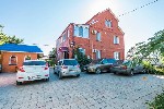 Сдам в аренду комнату объявление но. 1228578: Жилье на Азовском море в Кучугурах. Гостевой дом "На Гагарина"