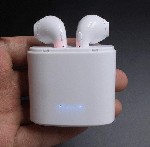 Акустика, акустические системы объявление но. 1365360: Беспроводные наушники с зарядкой Air Pods, 2018 год - 427 грн.