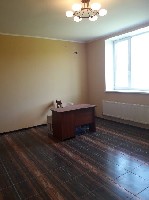 Продажа от собственника без комиссионных, административно офисное (2 эт. + подвал) здание 826,3 м2 и железо-бетонная площадка с жб сваями и пилонами под склад 1400м2 в г. Зеньков, Полтавская обл, ул П ...