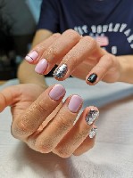 Низкая цена! Провожу акцию для создания своего портфолио.
Я Вам низкую цену, а вы подписаться на мой инстаграмм more_nogtey и
выложить фото у себя на страничке!)
Маникюр с покрытием - 600р.
Аппара ...