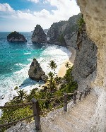 Работа для молодых и привлекательных девочек, желающих стать ФИНАНСОВО НЕ ЗАВИСИМЫМИ! Наше заведение предоставляет комфортные условия работы и достойную ЗП! (10500$месяц с ежедневным расчётом ) Опыт р ...