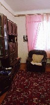 СРОЧНО, НЕДОРОГО 
Продаю 3-х комнатную квартиру (64 кв.м.), 2-й этаж, все удобства, евроокна, стальная дверь, газ, балкон, 6-и секционная стенка, диваны, кресла. В цену входит сад с документами, элек ...