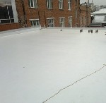 Выполним устройство балластной кровли , реконструкцию кровли под балласт .Выполняем : укладку пвх мембраны, монтаж утеплителя, укладка разделительного слоя, укладка защитного слоя, засыпка баласта. Мо ...