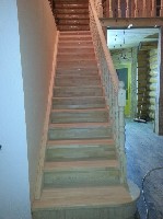 Строительные услуги объявление но. 1787028: Лестницы из дерева