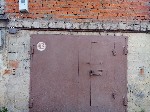 Продаю кооперативный, кирпичный 2х этажный гараж с подвалом по ул.Овражная, стр.21. Общая площадь > 30 м2, сухой, расположен на возвышенности, свет, круглосуточная охрана, шлагбаум, земельный пай выпл ...