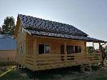 Дом с террасой для круглогодичного проживания. 
Материал: профилированный брус.
Размер: 6 х 9 м. 2 этажа.
Общая площадь – 108 м2
Планировка свободная.
Во всём доме большие окна, качественные двер ...