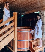 Приглашаем Вас попариться в баню Богатырь, которая находится на правом берегу Новосибирска.

Пожалуйста, позвоните нам накануне, чтобы мы могли лучше подготовиться к Вашему визиту.

НАШИ ЦЕНЫ

В ...