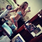 Эротический массаж объявление но. 1962804: Сексапильная котеечка ищет мужчинку пообщаться по вайберу. Готова на жмж.