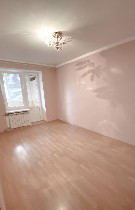 Трехкомнатная квартира расположена в самом комфортном, спальном районе города с хорошо развитой инфраструктурой. Находится на проспекте Героев Сталинграда. Для Ваших детишек есть множество школ, садик ...