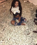 Если ты стройная, симпатичная без комплексов и с большим желанием зарабатывать большие деньги, то ты обратилась по адресу. Главное требование от девушки это адекватность и ответственность. Набираем де ...