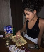 Нужна девушка всех типажей для сопровождения состоятельного мужчины. Умеющая поддержать разговор, знание английского на разговорном уровне, желательно безвредных привычек. Если ты полностью подходишь  ...