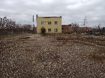 "Свободная экономическая зона.
Продается производственная база, действующая под сортировочный центр молочных продуктов, офисное 3-ех этажное помещение 362 м2, на земельном участке 3948 м2 в микрорайо ...