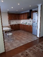 Большая просторная квартира в живописном месте города Апрелевка,  25 км от мкад,  вид на лес,  имеется вся инфраструктура (магазины,  рынки,  школа,  парк) удобный выезд на скоростную трассу.  Рядом с ...