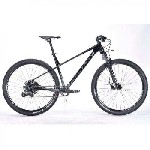 Рама:  алюминий 6069,  боковая трубка,  Boost.  
 Вилка:  Rockshox Judy Silver TK Solo Air,  Remote,  TA,  Boost,  ход:  100 мм.  
 Втулки:  Shimano MT400.  
 Диски:  29″,  Mach1 Neo Disc.  
 Шины ...