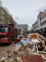 Грузоперевозки, переезды, грузчики объявление но. 2464718: Доставка песка,  щебня,  чернозема.  Вывоз мусора.  Аренда спецтехники.