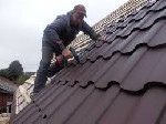 Кровельщики! Устраним течь над квартирой и гаражом,  ремонт козырьков и балконов.  Выполним любые виды кровельных работ,  частичных и капитальных! Протекает крыша? Не беда! Мы поможем Вам всегда!

С ...