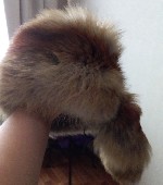 Продам шапки в хорошем состоянии мало одевала.  
Цены разные договоримся звоните.  Вот такой еще набор чайный.  Новый не пользованый. ...