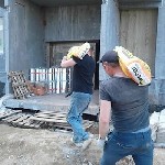 Услуги грузчиков,  разнорабочих,  подсобных рабочих.  
В штате более 50-ти сотрудников.  
Выполняем работу качественно,  приезжаем всегда в указанное время.  
Обращаясь к нам,  вы с уверенностью мо ...