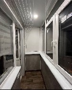 Компания Окна SV изготовит балкон по вашему,  индивидуальному,  требованию.  
Подберем материалы на ваш вкус и цвет.  

Виды работ:  
установка окон и дверей на балкон;  
установка козырьков и от ...