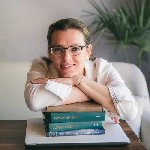 Уровень знаний по русскому языку у вашего ребенка стремится к нулю? Читать не заставишь,  а с сочинениями и изложениями вообще беда? При этом "на носу" ОГЭ? А может,  у вас уже 11-классник и всё поста ...