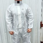 "Комбинезон Каспер для Больниц и мед учериждений,  Хим предприятий,  Автосервисов,  Маляров,  итд.  
Полипропилен полиэтилен 
50+ плотность 
Многоразового использования 
На каждом Комбезе размер н ...