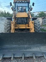 Компания АСД Гранит приглашает на работу водителя на экскаватор-погрузчик.  
Требования:  Легкообучаемость,  пунктуальность,  паспорт РФ,  Беларусь,  без проблем с алкоголем!
Смены по 8 часов+ перер ...