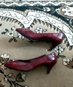 Продам туфли женские из кожи Угря для любителей Fetisha.  Цена 1500р.  .  Балетки =1500.  Чёрные туфли =1000р.  .  Запах присутствует.  Отправляю по России и за рубеж.  Герметично быстро. ...