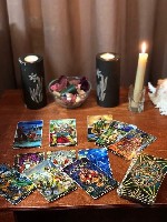 Здравствуйте.  Меня зовут Ведана.  Я уже довольно давно,  как психолог и таролог занимаюсь изучением и консультированием людей на Таро.  Мой опыт составляет больше 7 лет успешной практики.  А совсем н ...