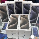 Совершенно новый,  запечатанный в картонной упаковке,  полный комплект аксессуаров,  инструкции,  международная гарантия Apple + чек.  

Заводская разблокировка по всему миру,  совместима со всеми с ...