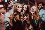 "Решили весело отпраздновать день рожденья? А как насчёт отметить девичник и мальчишник в караоке баре?

Караоке — бар Ярд это:  
Разнообразие песен на любой вкус;  
Профессиональное оборудование  ...