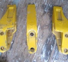 Коронка левая 250900264 Зуб ковша XCMG LW300F (250200234) Коронка правая 250900263
Специализируемся на комплексной продаже оборудования, дорожно-строительной техники, запасных частей и расходных мате ...