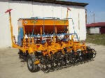 Сеялка-культиватор ССВ-3,5 СПЛОШНОГО ВЫСЕВА

Сеялка-культиватор ССВ-3,5 предназначена для сплошного посева зерновых, зернобобовых культур и семян трав с внесением минеральных гранулированных удобрен ...